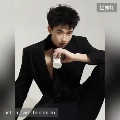 萧君